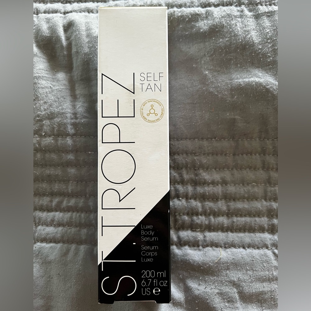 St. Tropez Self Tan Serum in Black and White